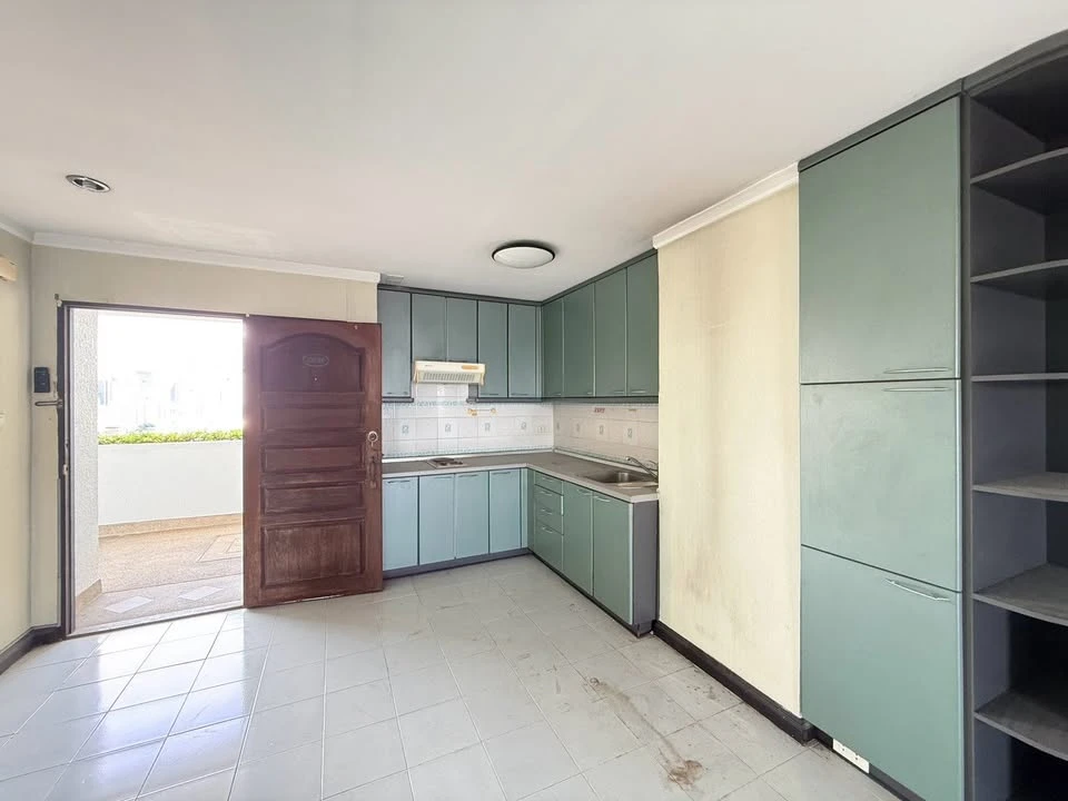 For sale/rent Supalai Place Sukhumvit 39 ready to move in The furniture is ready, don't wait.