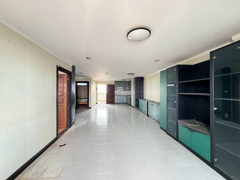 For sale/rent Supalai Place Sukhumvit 39 ready to move in The furniture is ready, don't wait. images