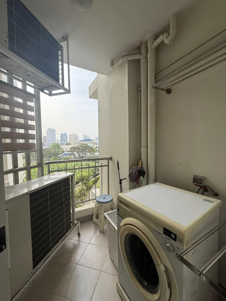 For sale, for rent, Supalai Wellington 2, good location, surrounded by restaurants and shopping malls, fully furnished