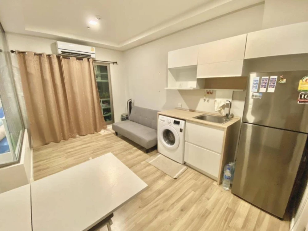 For sale, for rent, Ease 2 Rama 2, 6th floor, Building B, complete with furniture. Book now and you won't be disappointed.