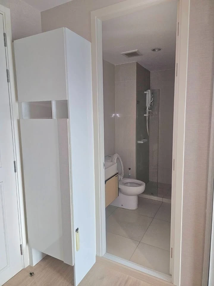 For sale, for rent, The Parkland Phetkasem - Tha Phra, stunning city view, see a beautiful swimming pool, wallpaper all rooms, hurry or you'll miss ou