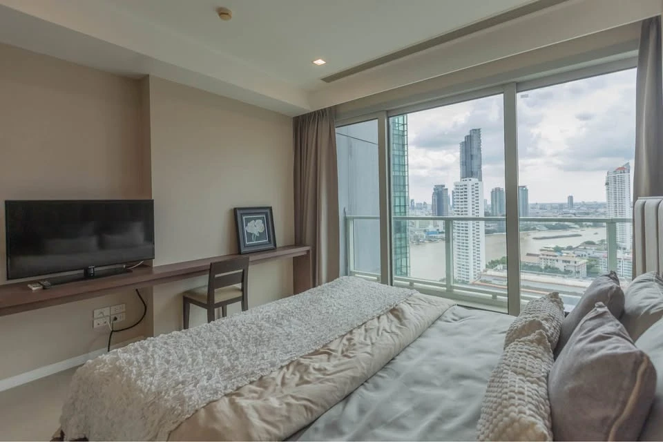 For sale or rent: The River. Fully furnished, including microwave and washing machine. If you don't reserve, it's a mistake.