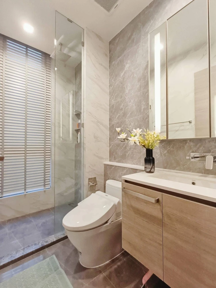 For Sale/rent The Crest Park Residence, high floor, beautiful view, very nice decorated room Well, like this, you need to reserve now.