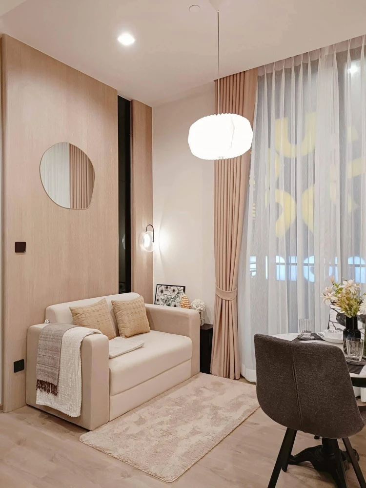 For Sale/rent The Crest Park Residence, high floor, beautiful view, very nice decorated room Well, like this, you need to reserve now.