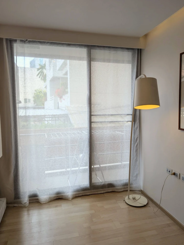 For sale or rent: The Tempo Phahonyothin 2. Two very lovely rooms! Excellent ventilation and airflow. Book now!