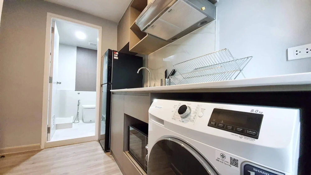 For sale or rent: The Belgravia @ Ratchada-Ladprao 15. Beautifully decorated, stylish unit, perfect for living. Don't miss out!