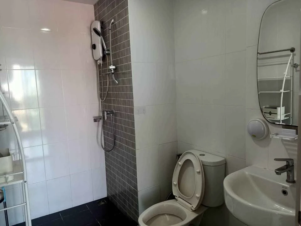Sale or rent The Bella Condo Rama 2 with furniture + electrical appliances Hurry up to reserve!!!