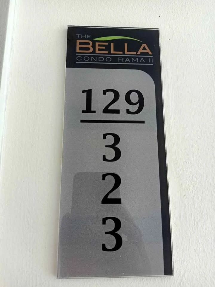 Sale or rent The Bella Condo Rama 2 with furniture + electrical appliances Hurry up to reserve!!!