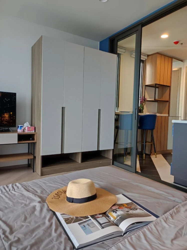 For sale or rent: The Base Saphan Mai. Fully furnished and ready to move in. Complete with furniture and appliances. Just bring your belongings! Don't