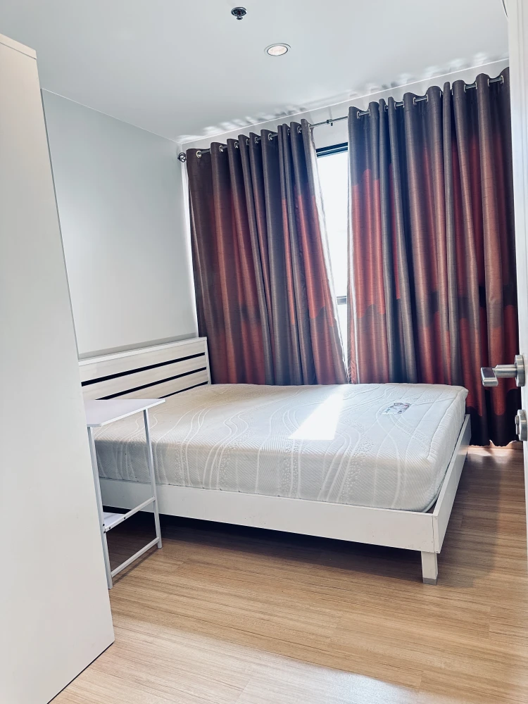 For sale or rent, The Base Chaengwattana, full electrical appliances, economical price, rent or buy, it's worth it, don't miss it.