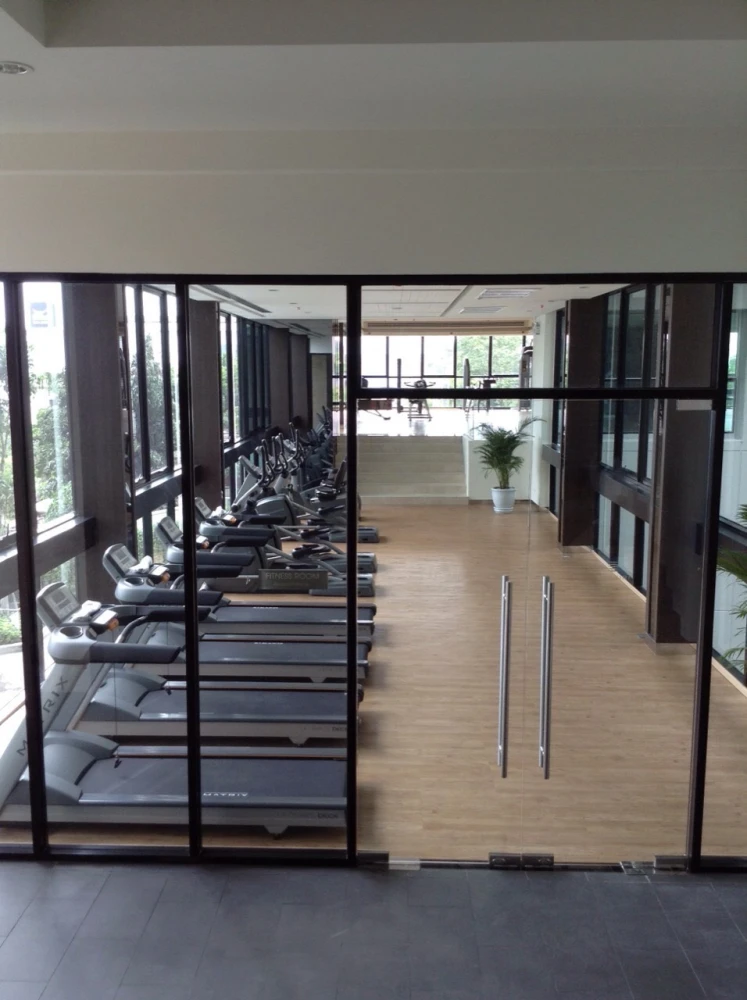 For sale or rent, The Base Chaengwattana, full electrical appliances, economical price, rent or buy, it's worth it, don't miss it.