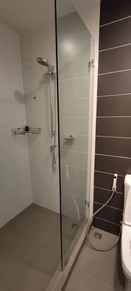 Selling for rent, The President, Sathorn-Ratchapruek 3 Built in, the whole room is well attached to the wallpaper. Hurry and book.