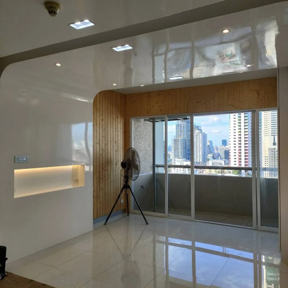 For sale, for rent, The Platinum, studio room, very spacious, built-in decoration throughout the room, don't miss it.