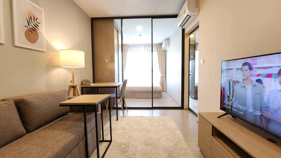 For rent or sale: The Privacy S 101, beautiful room, fully furnished, separated into sections. If interested, hurry and reserve now. Don't miss it.