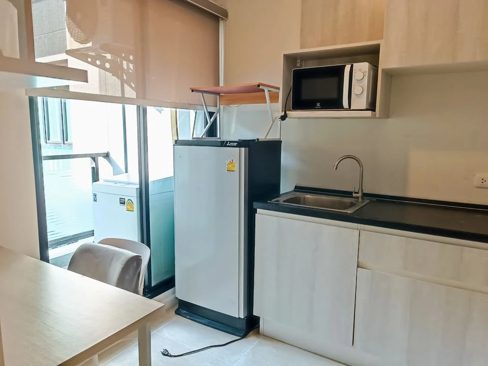 For sale, for rent, The Cube Plus Phahon Yothin 56, decorated with built-in soundproof headboard wall, beautiful view next to the swimming pool