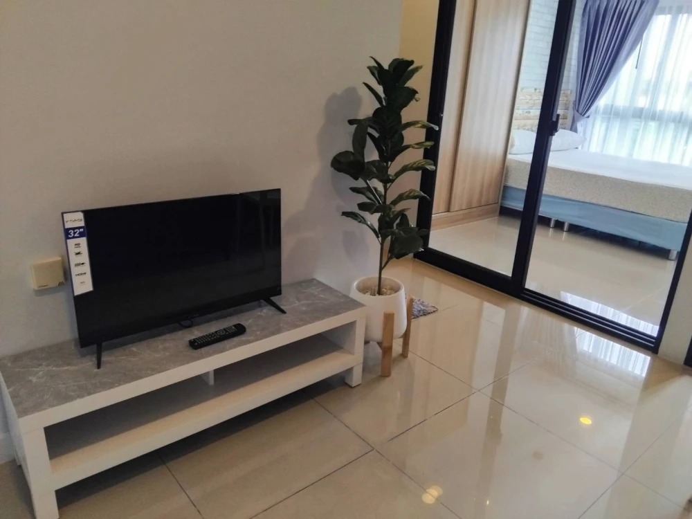 Sell, rent The Series Condo Tiwanon, separate rooms, wallpapered throughout the room, book now!!