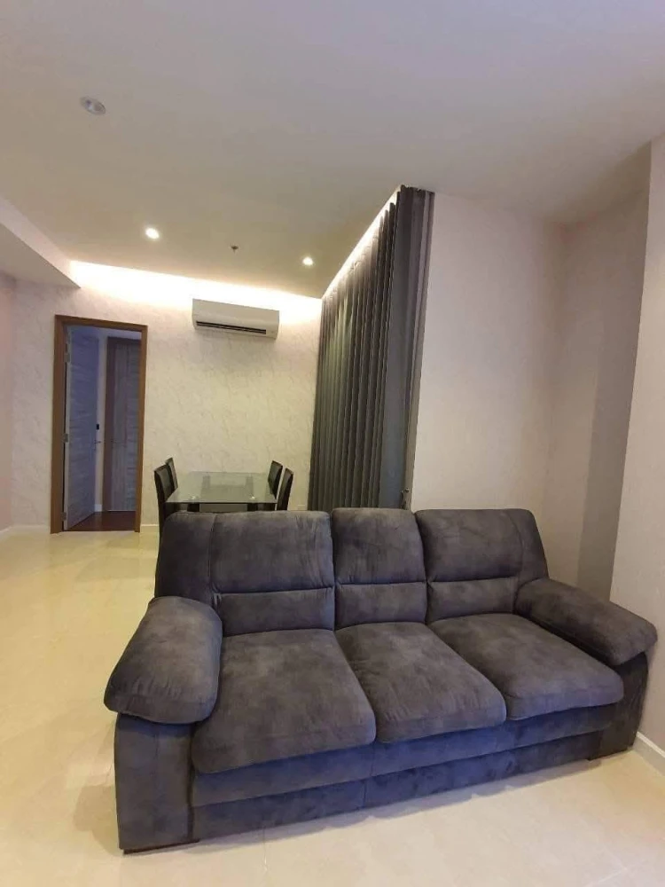 For sale, for rent, Mayfair Place Sukhumvit 50, 2 bedrooms, 2 bathrooms, lots of usable space, comfortable living, not cramped, book now.