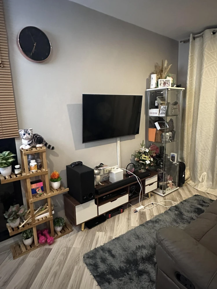 For sale or rent: Vento Condo Kaset-Nawamin. Beautifully decorated room with a theme. Comes with complete furniture. Ready to move in.