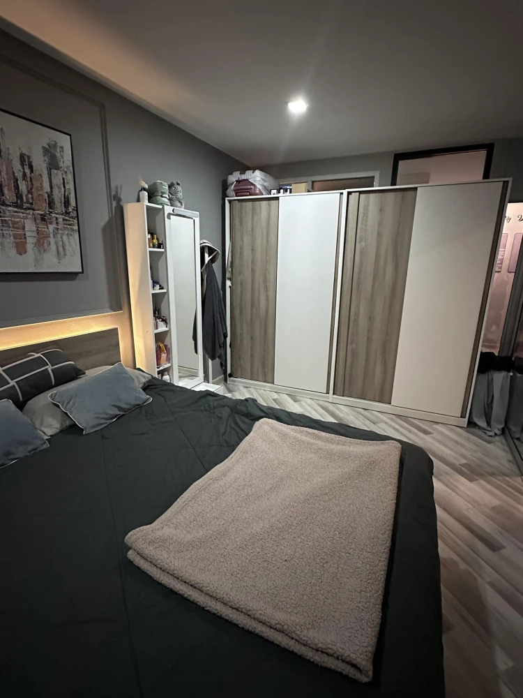 For sale or rent: Vento Condo Kaset-Nawamin. Beautifully decorated room with a theme. Comes with complete furniture. Ready to move in.