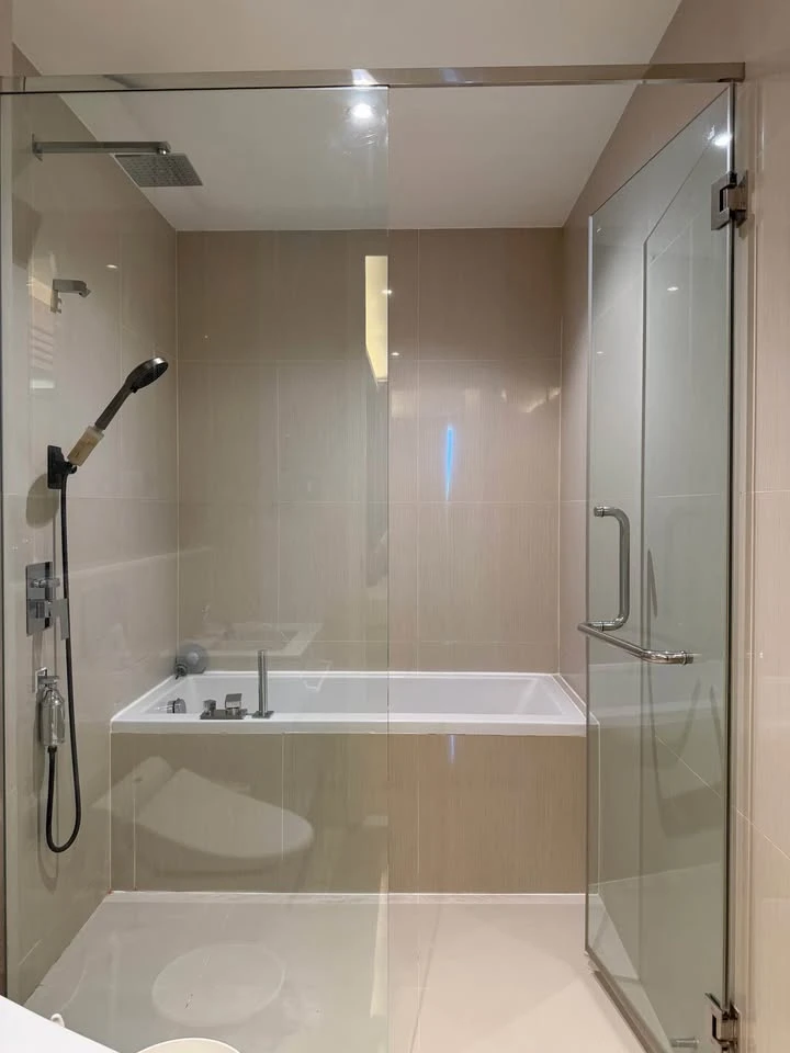 For sale or rent: H Condo Sukhumvit 43. Great view, good ventilation, no buildings blocking the view, no evening sun, the room stays cool. Book now!