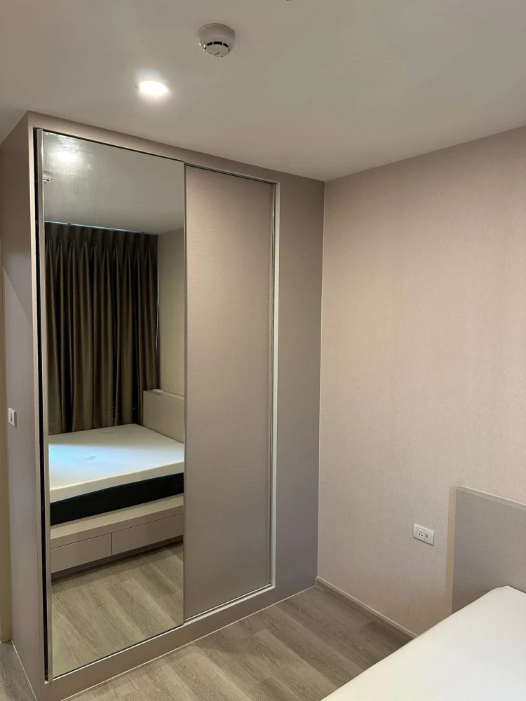 For sale, for rent, Elio Sathorn-Wutthakat, has a good built-in cabinet, a spacious room, airy, comfortable, don't miss it.