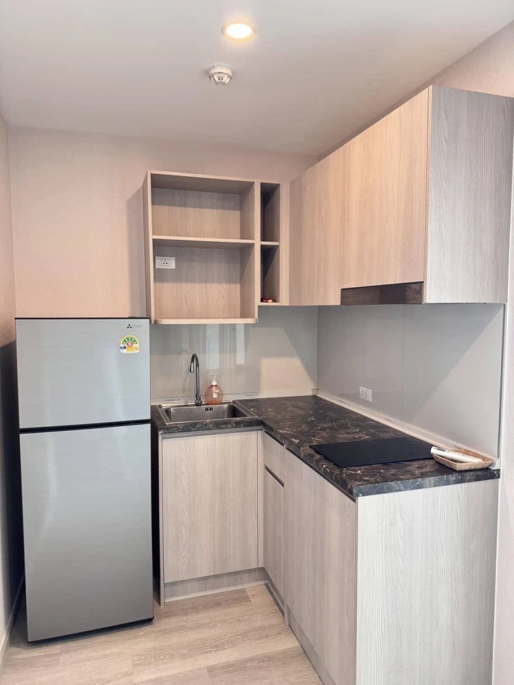 For sale, for rent, Elio Sathorn-Wutthakat, has a good built-in cabinet, a spacious room, airy, comfortable, don't miss it.