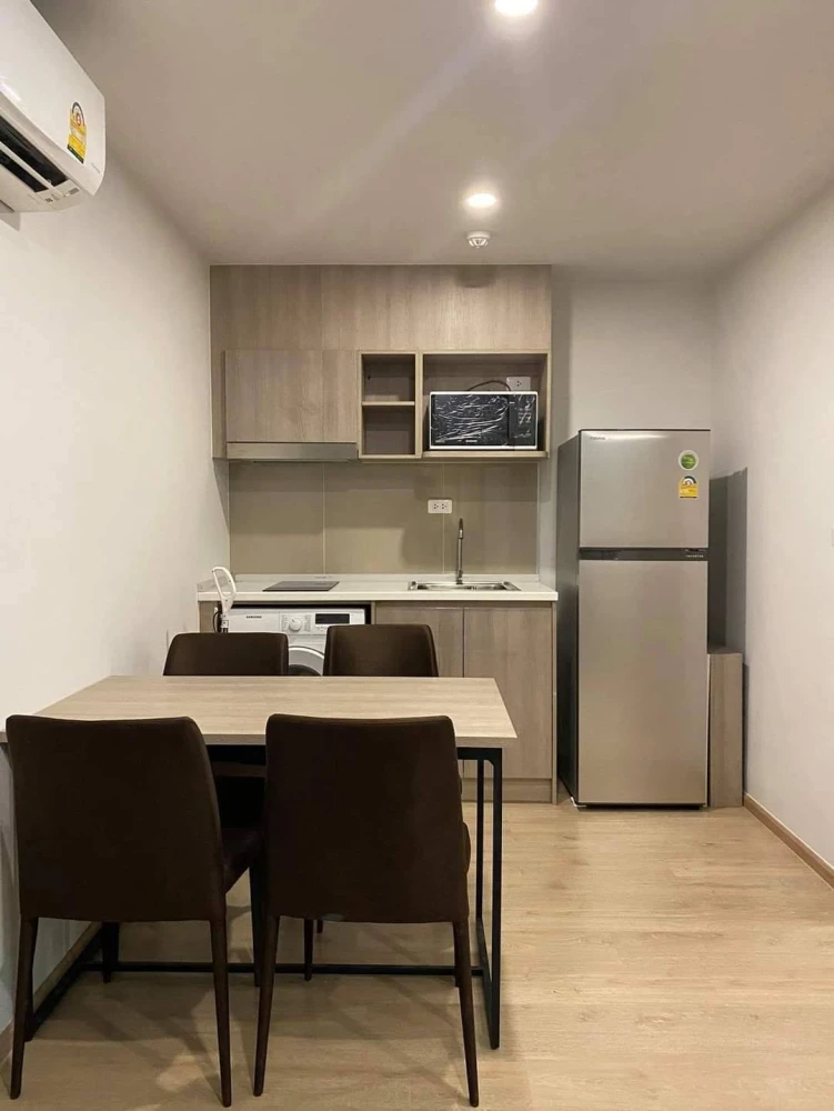 For sale or rent: Elio Del Mall Phahonyothin 34. Features two digital door locks (front and back), garden and swimming pool access. Move in now, don't
