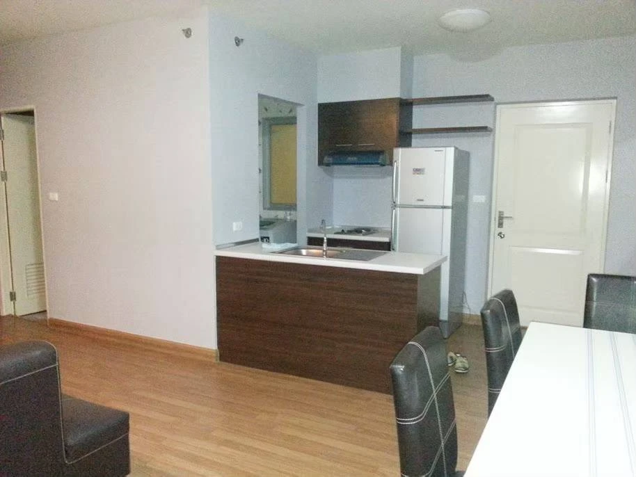 For sale, for rent, S&S Sukhumvit Condominium, 3rd floor, very spacious room, plenty of usable space, must reserve.