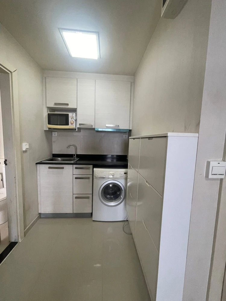 For sale or rent: M Society Condominium, Building B, 10th floor, North facing. Cool and comfortable all day long. Don't miss out!