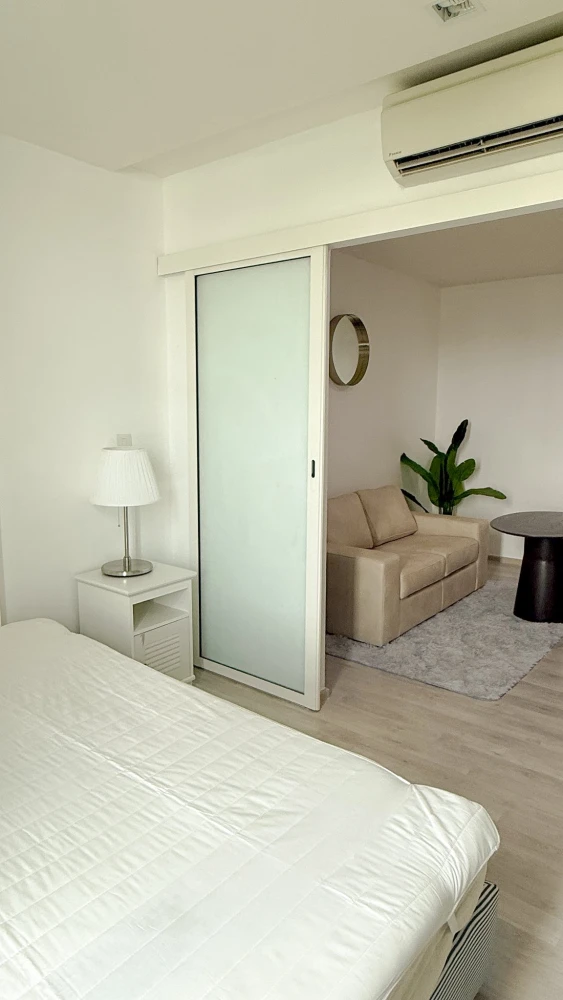 For sale, for rent, Chamber Chans Lat Phrao-Wang Hin, ready to move in, well separated, come and reserve now before you miss the opportunity.