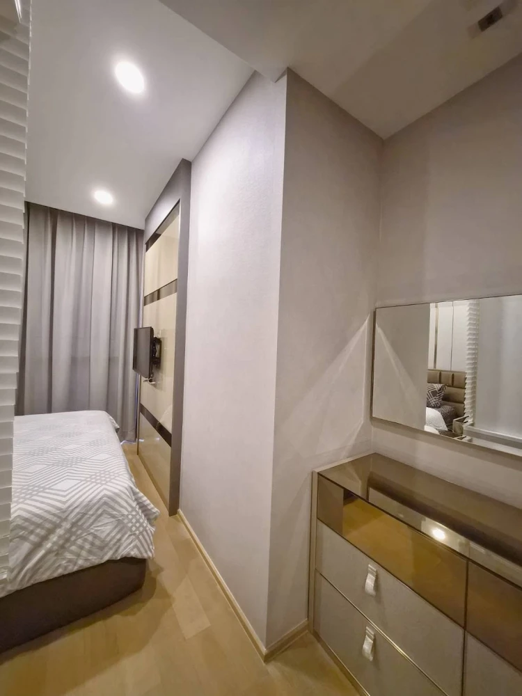 For sale/rent: Ashton Chula-Silom. Exceptionally spacious unit on a very high floor, beautifully decorated and stunning—book now before it’s gone!