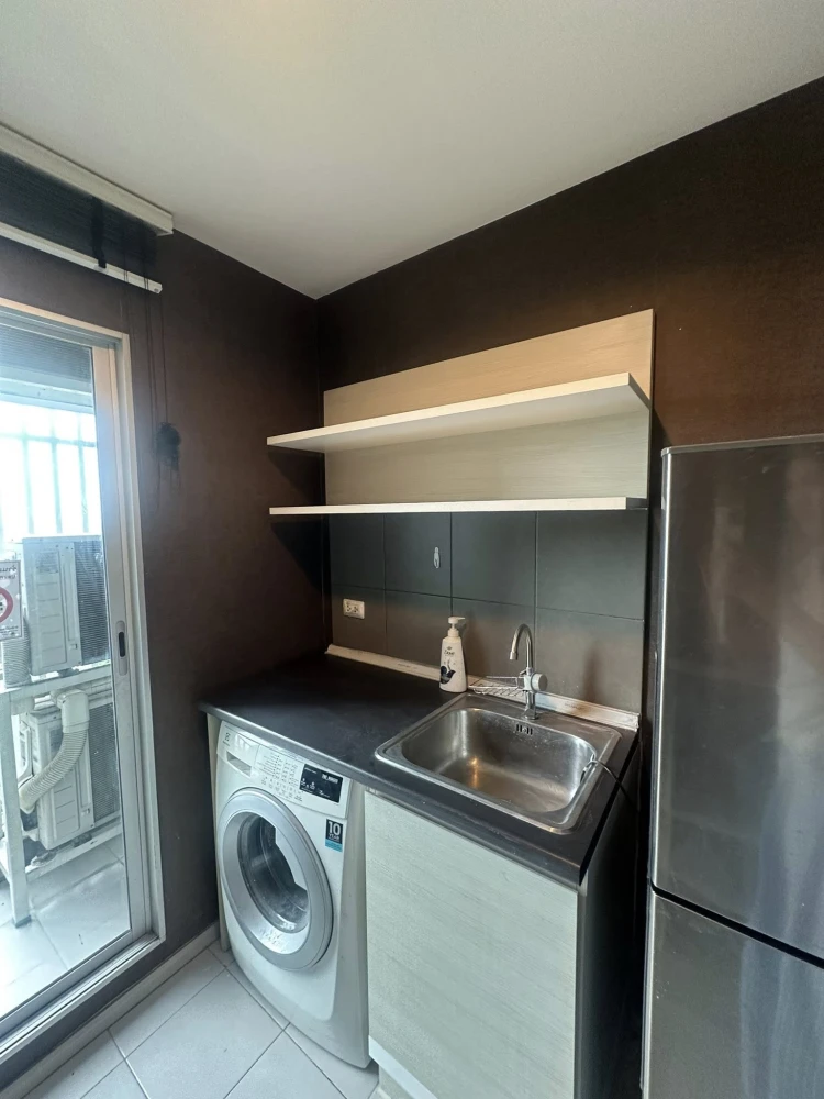For sale or rent: Aspire Ratchada-Wong Sawang, 2 bedrooms, 1 bathroom, fully furnished, ready to move in, great view, book now.