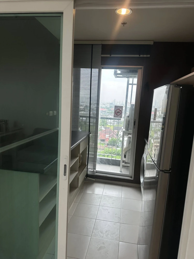 For sale or rent: Aspire Ratchada-Wong Sawang, 2 bedrooms, 1 bathroom, fully furnished, ready to move in, great view, book now.