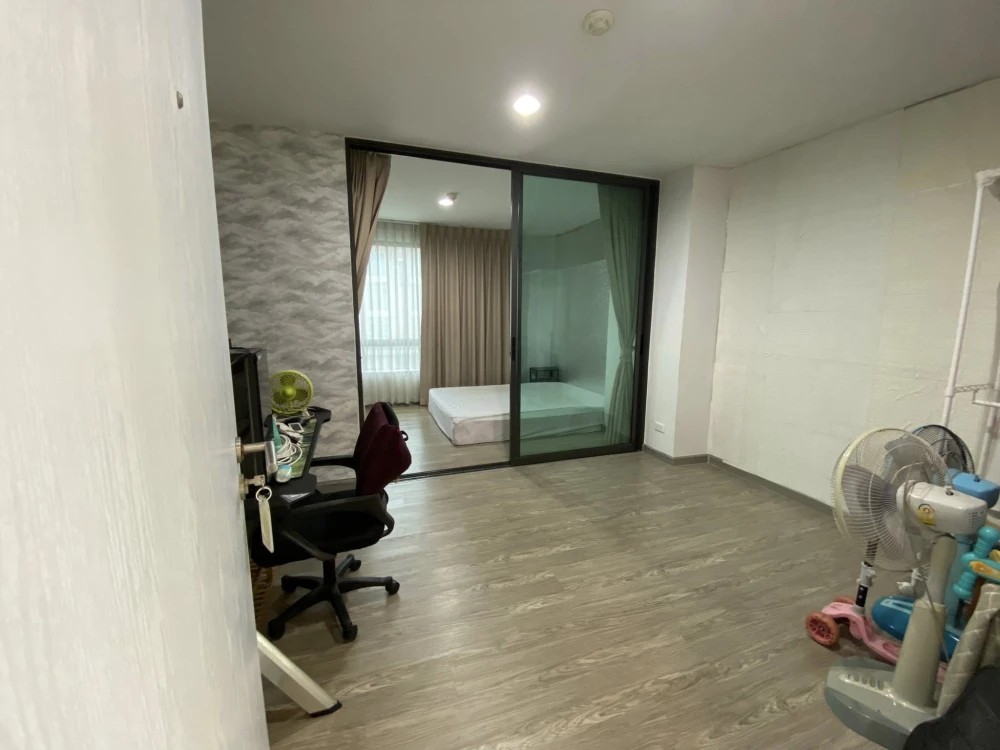 For sale, for rent, Police Suk Sawat 64, well-separated rooms, very good price, if you don't book, you'll regret it later, I'm telling you.