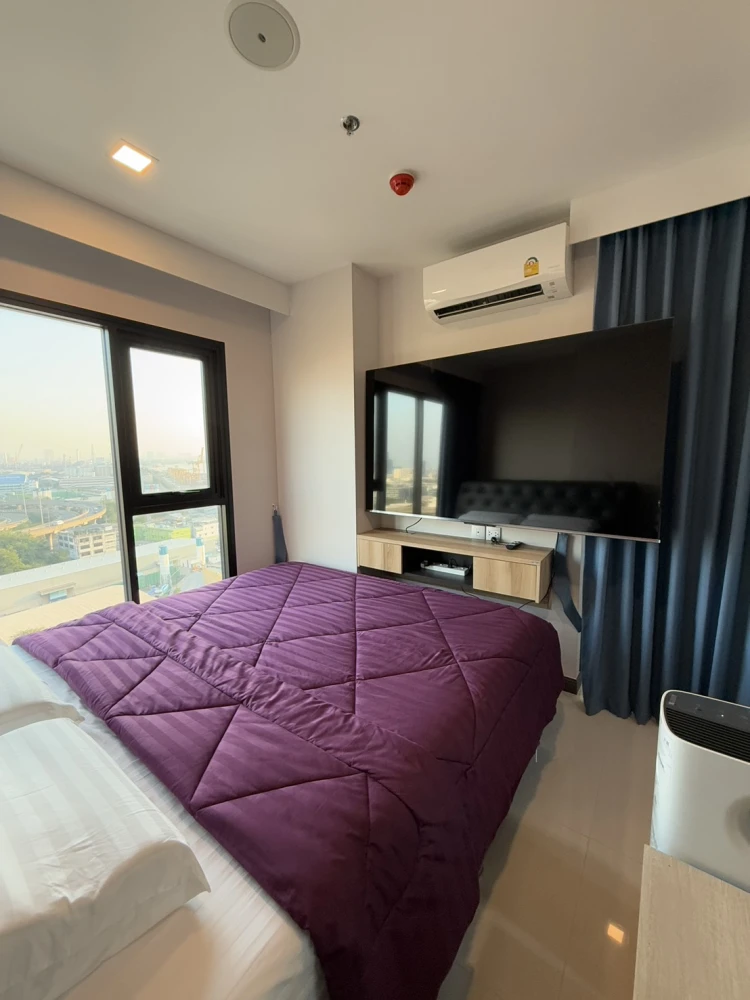 For sale, for rent, Modiz Sukhumvit 50, Building A, corner room, city view and Chao Phraya River view, fully furnished, don't miss it.