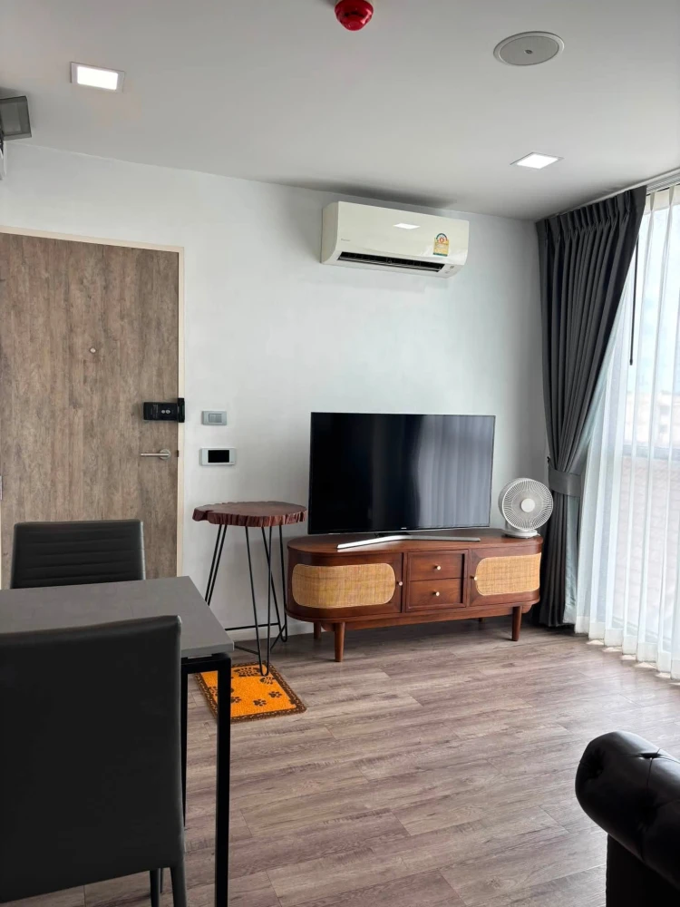 Modise Station for sale/rent, 4th floor, spacious room, comfortable to live in, plus it comes at a great price. Hurry and reserve now, don't miss it.