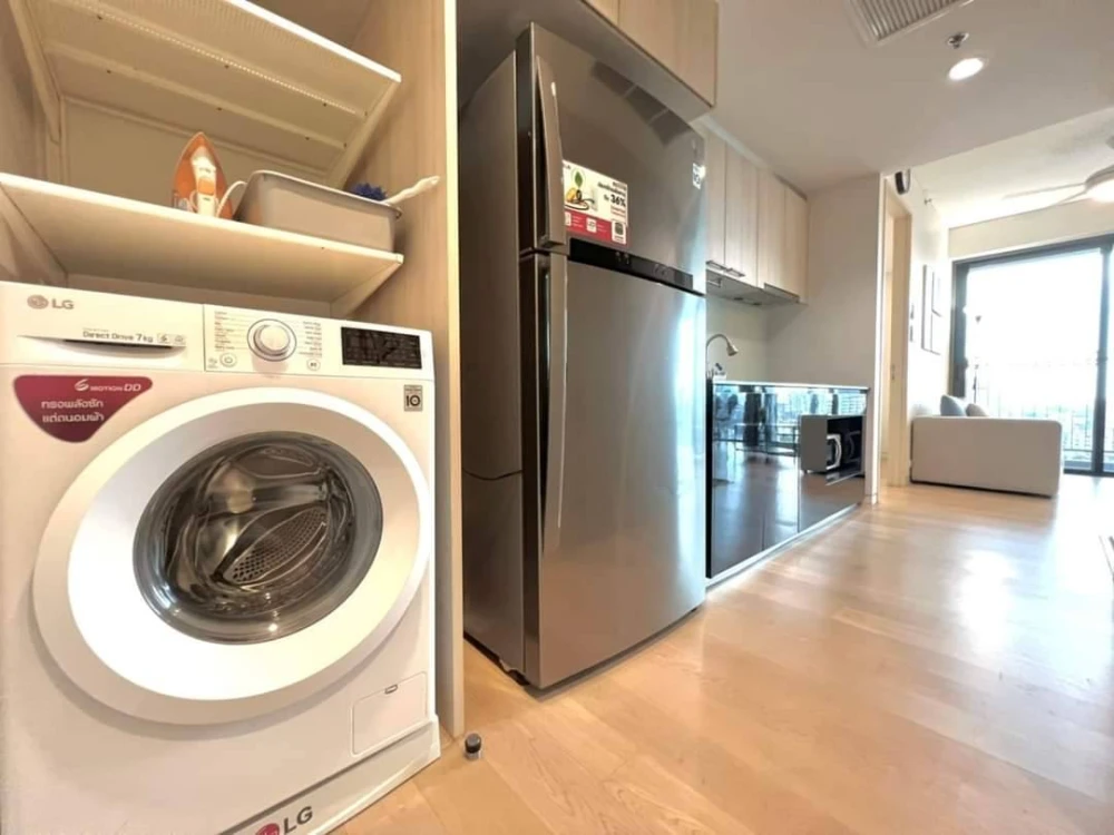 For sale or rent: Siamese Ratchakru. Excellent condition, clean, open and airy view, very wide panorama, quiet, little dust. Interested? Reserve now!