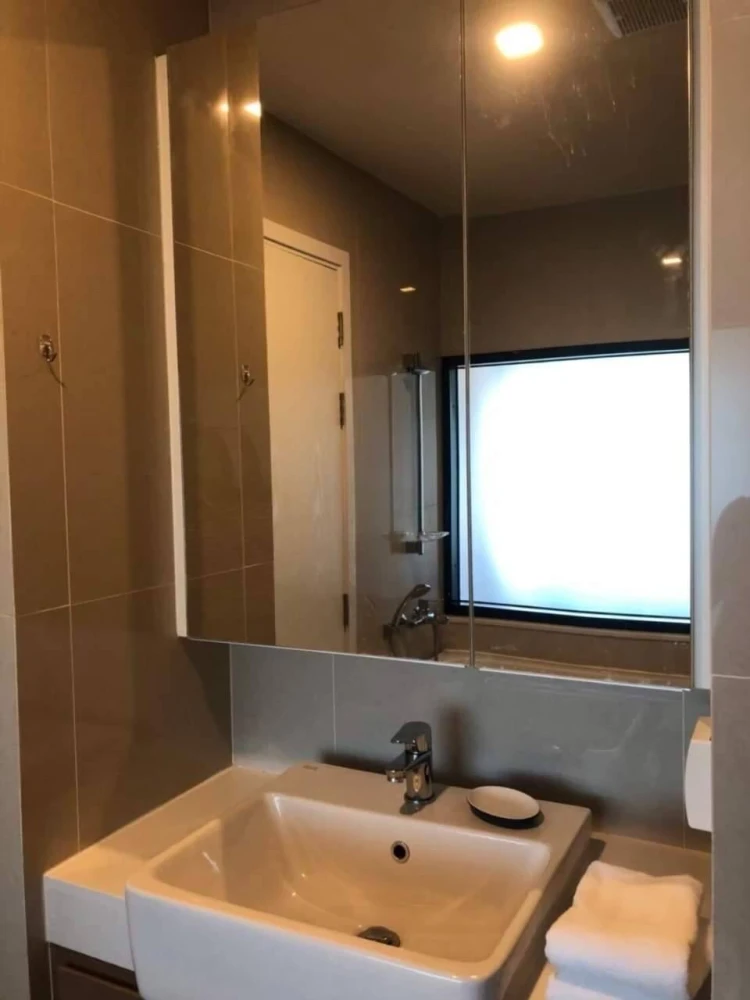 For sale, for rent, Knightsbridge The Ocean Sriracha, 16th floor, mountain view, complete electrical appliances, must book now.