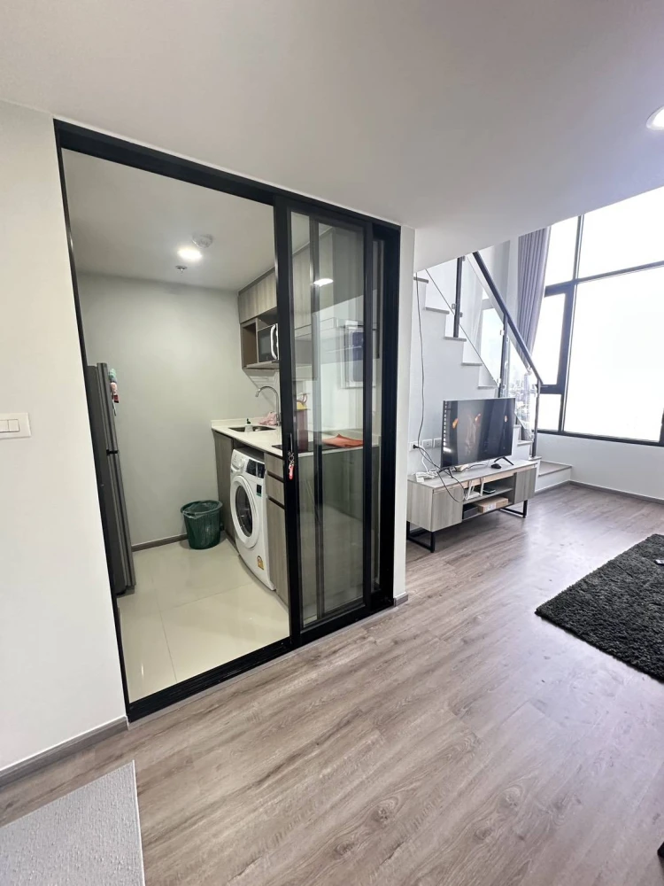 For sale or rent: Knightsbridge Kaset Society, duplex room, 4.2 meter high ceiling, fully furnished. Can't wait to reserve?