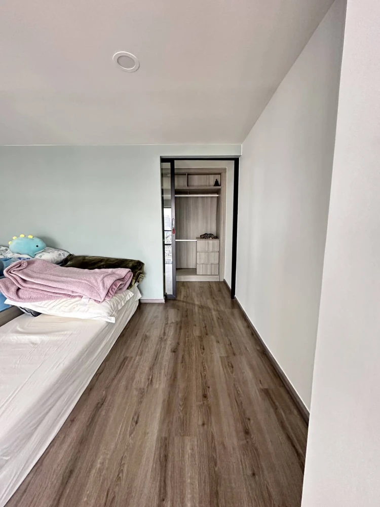 For sale or rent: Knightsbridge Kaset Society, duplex room, 4.2 meter high ceiling, fully furnished. Can't wait to reserve?