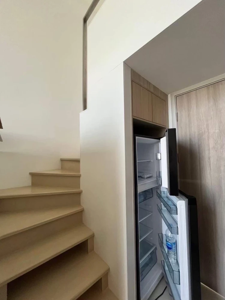 For sale, for rent, Knightsbridge Prime Sathorn, 35th floor, high, city view, well-decorated, warm feeling, hurry and book now.