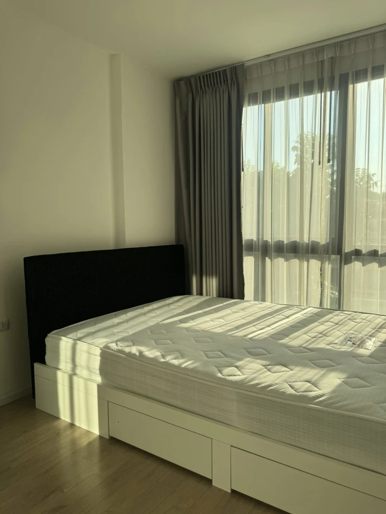 For sale or rent: iCondo Serithai Green Space, 2nd floor, Building A (same building as the management office and common areas). Reservation required.