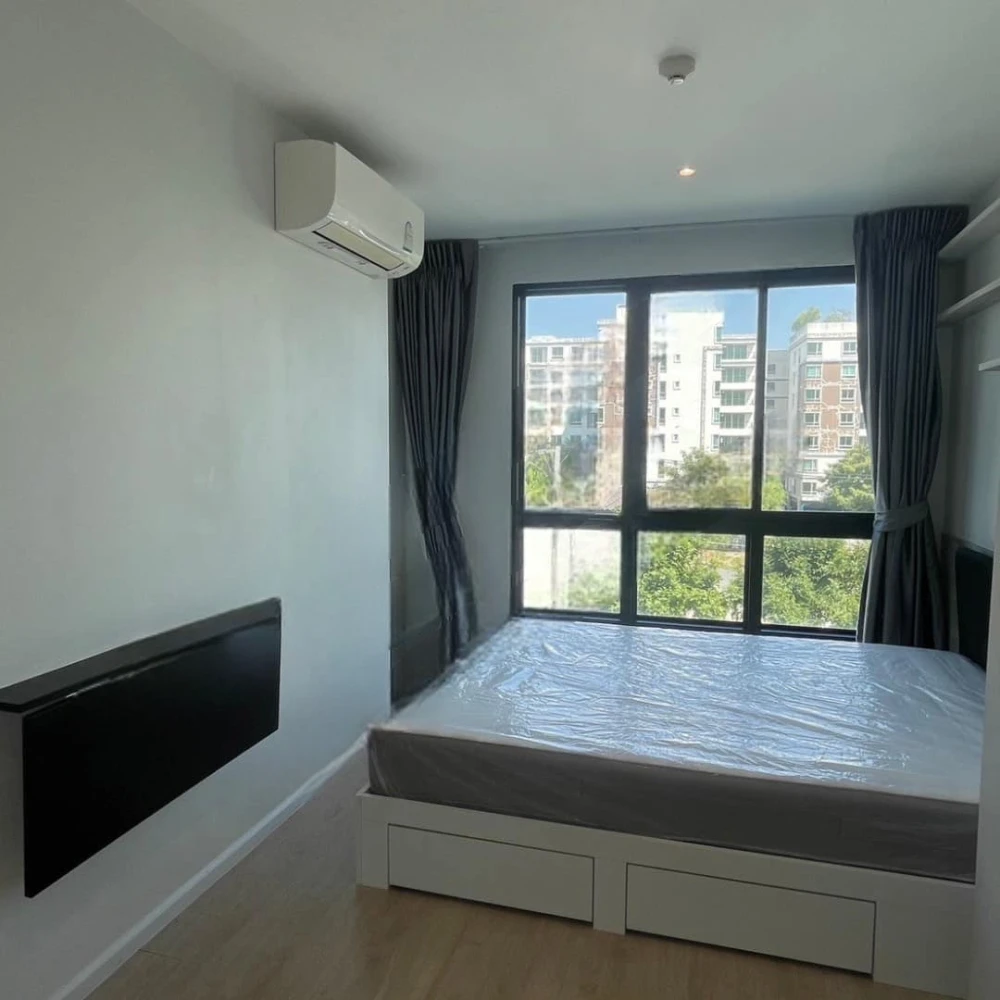 For sale, for rent, Icondo Seri Thai Green Space, every room has a door, swimming pool view, morning sun, don't miss it.