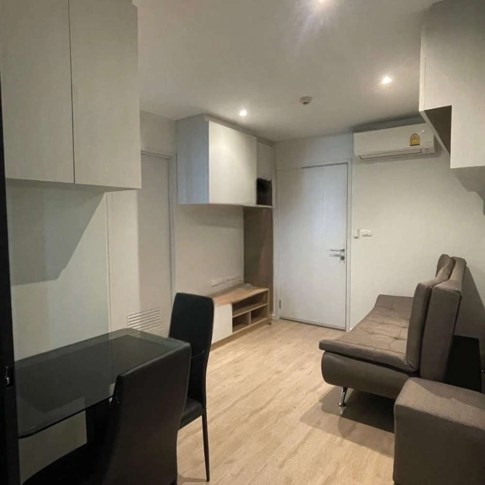 For sale, for rent, Icondo Seri Thai Green Space, every room has a door, swimming pool view, morning sun, don't miss it.