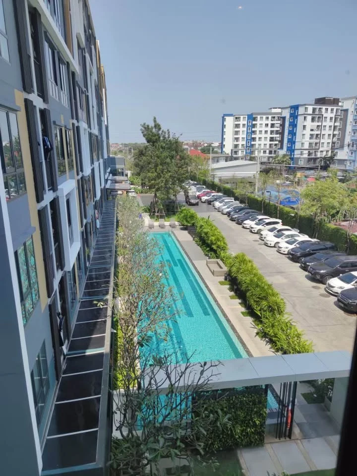 For sale, for rent, iCondo Seri Thai Green Space, spacious room, lots of space, complete with electrical appliances, move in now, don't hesitate.