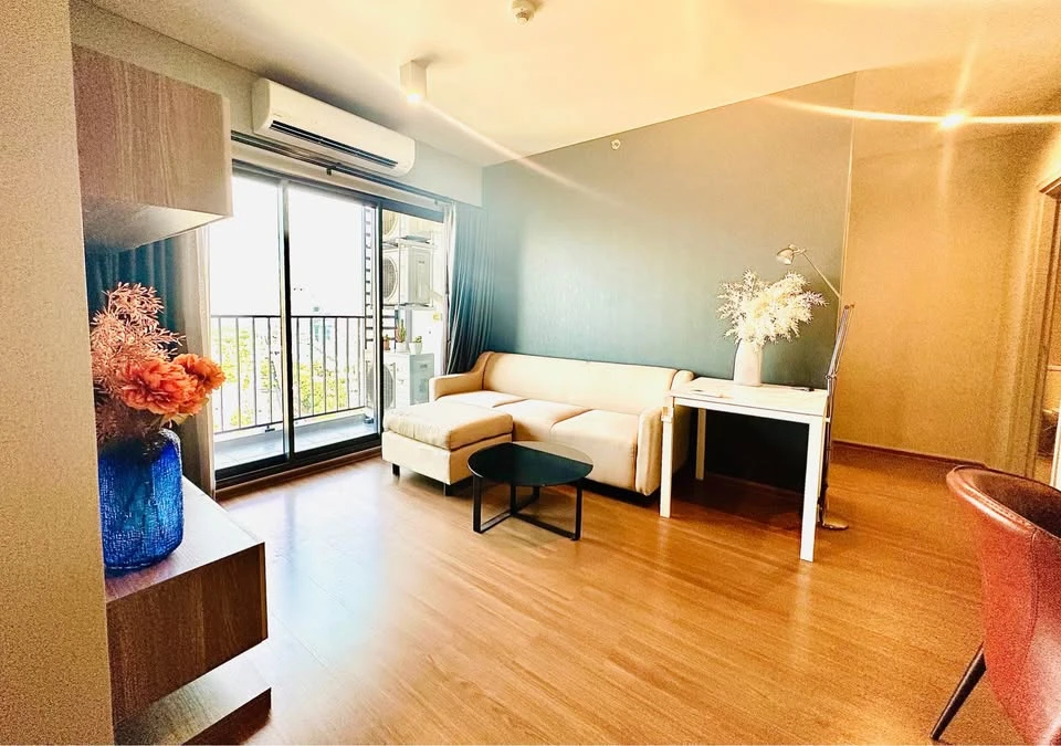ขาย ให้เช่า ไอดีโอ พหลฯ-จตุจักร ห้องชั้นสูง ห้องมุม วิวสวนจตุจักร แต่งครบ หิ้วกระเป๋าเข้าอยู่ได้เลย