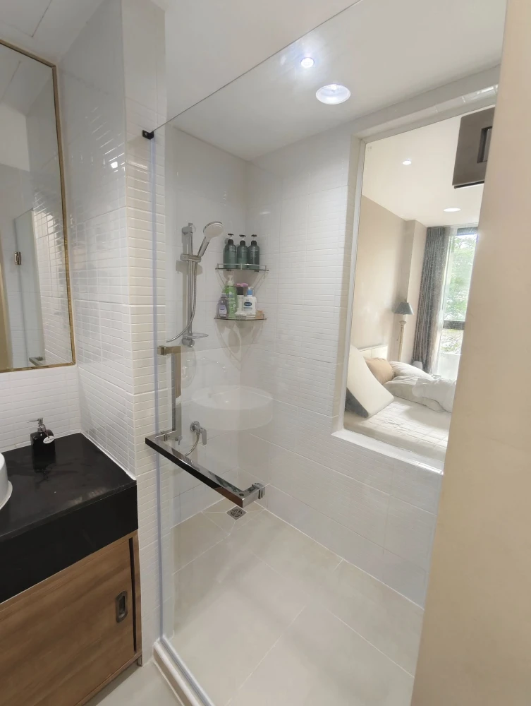 For sale, for rent, Ideo Ladprao 17, fully furnished, private and quiet, very worth booking.
