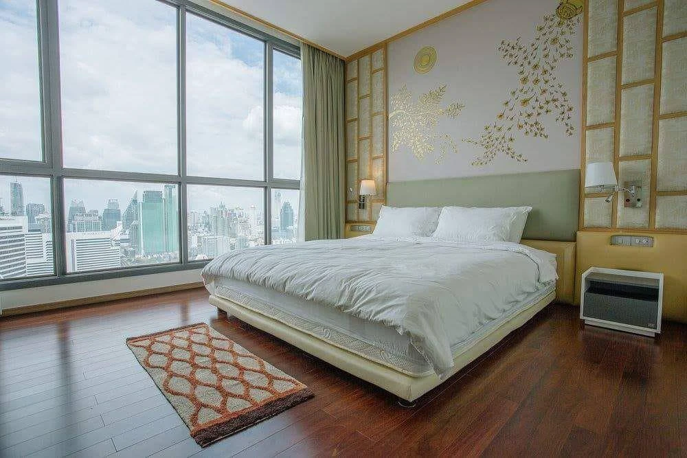 For sale or rent: Hyde Sukhumvit 13,beautiful room, looks good,very stylish, fully decorated with built-ins, high floor, very spacious, don't miss it.