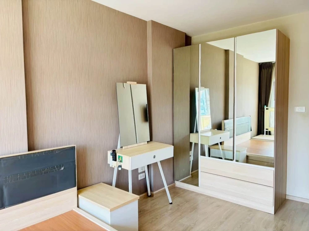 For Sale/Rent: ELIO Delray Condo. Move-in ready unit on the 6th floor with a pool view. Spacious layout and full amenities. Book now!