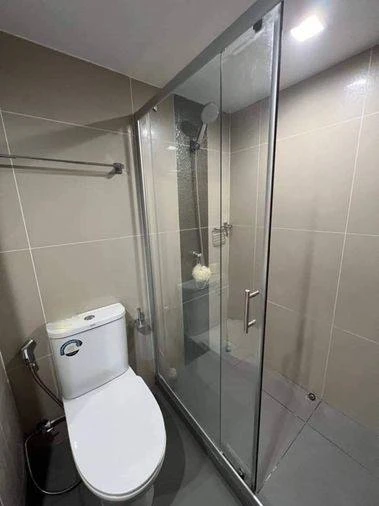 For sale or rent: Ideo New Rama 9 condo, ready to move in, fully furnished, amazing price. Book now, don't wait!